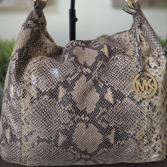 Michael Kors Leather Snakeskin Embossed Hobo Bag With Gold MK Charm - Picture 10 of 12